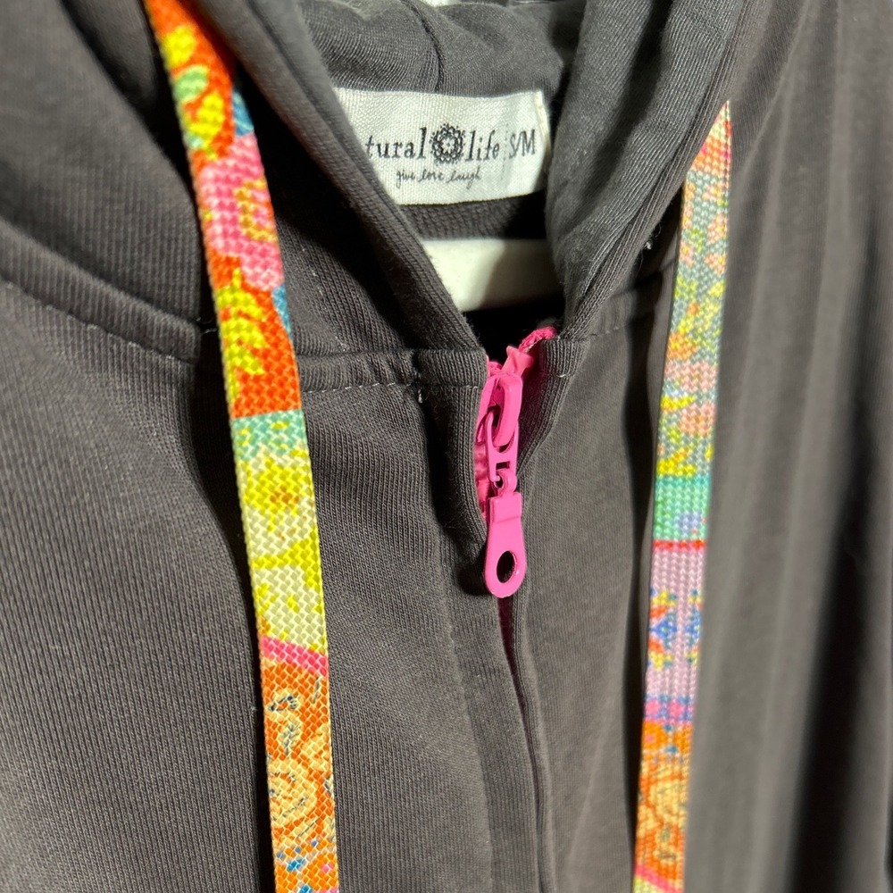 NATURAL LIFE Gray Zip-Up Hoodie with Multicolor Drawstrings - Picture 3 of 10